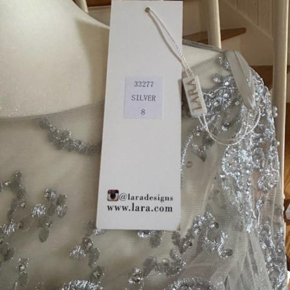 Lara Gown - Picture 3 of 5